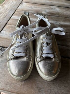 Stuart Weitzman Metallic Gold Low-Top Lace-Up Sneakers
